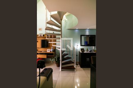 Sala de apartamento à venda com 2 quartos, 126m² em Jardim Monte Kemel, São Paulo