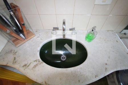 Casa à venda com 260m², 3 quartos e 2 vagasBanheiro Social