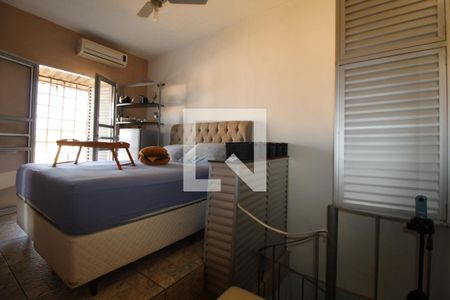 Casa à venda com 260m², 3 quartos e 2 vagasQuarto 3 (suíte)