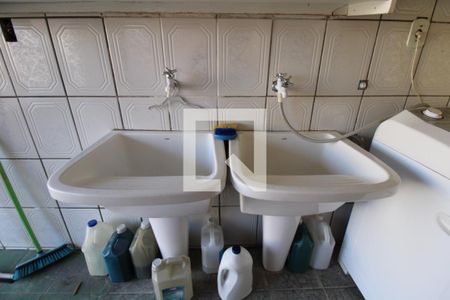 Casa à venda com 260m², 3 quartos e 2 vagasÁrea de Serviço