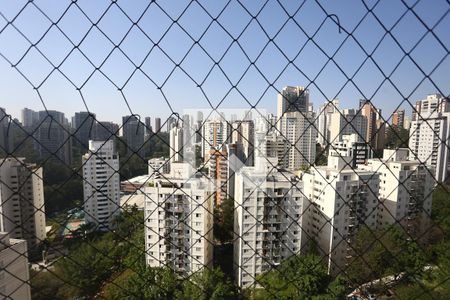 Sala 2 vista de apartamento para alugar com 4 quartos, 114m² em Vila Suzana, São Paulo