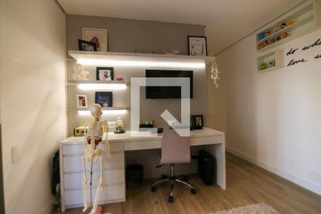 Apartamento à venda com 400m², 4 quartos e 4 vagas Apartamento à venda com 400m², 4 quartos e 4 vagasSuíte 2