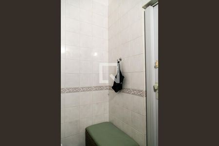 Casa à venda com 130m², 4 quartos e 1 vagaBanheiro