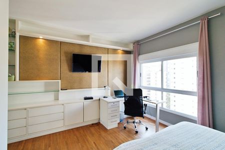 Apartamento para alugar com 211m², 3 quartos e 3 vagasSuíte 1