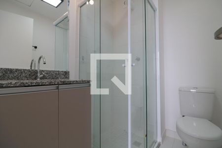 Banheiro de kitnet/studio para alugar com 1 quarto, 20m² em Jardim Brasília (zona Norte), São Paulo