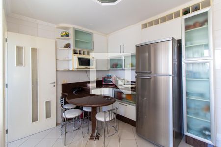 Apartamento à venda com 130m², 3 quartos e 3 vagasCozinha