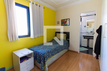 Apartamento à venda com 130m², 3 quartos e 3 vagasSuíte 2