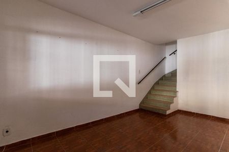 Sala de casa para alugar com 2 quartos, 122m² em Saúde, São Paulo