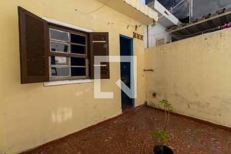 Casa para alugar com 122m², 2 quartos e 1 vaga Casa para alugar com 122m², 2 quartos e 1 vagaÁrea de Serviço