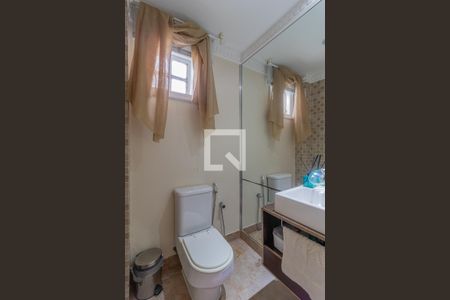 Casa de condomínio à venda com 600m², 6 quartos e 2 vagasLavabo