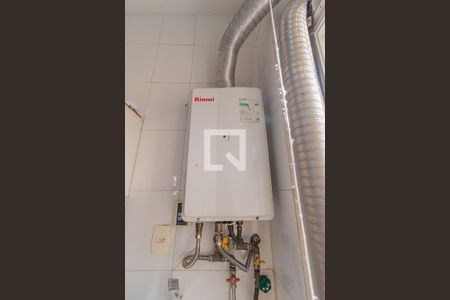 Casa de condomínio à venda com 600m², 6 quartos e 2 vagasGás