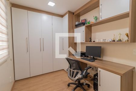 Casa de condomínio à venda com 600m², 6 quartos e 2 vagasEscritório