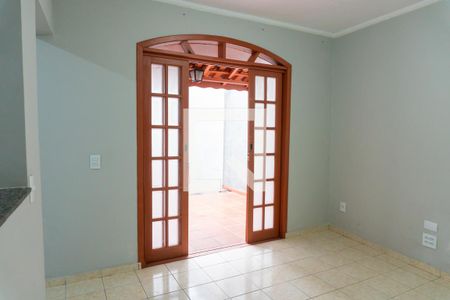 Sala 2 de casa à venda com 5 quartos, 224m² em Jardim Jabaquara, São Paulo