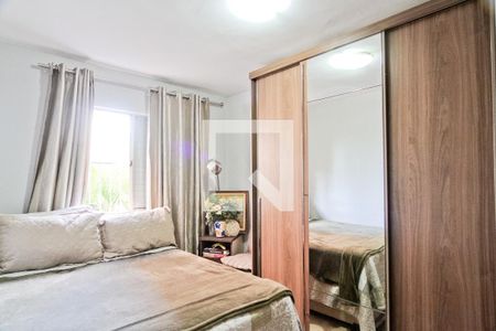 Quarto 1 de apartamento para alugar com 2 quartos, 55m² em Vila Iório, São Paulo
