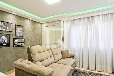 Sala de apartamento para alugar com 2 quartos, 55m² em Vila Iório, São Paulo