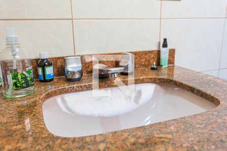 Apartamento à venda com 110m², 3 quartos e 2 vagasDetalhe do Banheiro da Suite