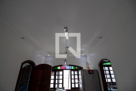 Casa à venda com 600m², 3 quartos e 8 vagas Casa à venda com 600m², 3 quartos e 8 vagasDetalhe