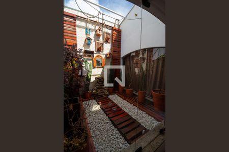 Casa à venda com 600m², 3 quartos e 8 vagas Casa à venda com 600m², 3 quartos e 8 vagasJardim de Inverno