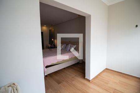 Casa à venda com 600m², 3 quartos e 8 vagas Casa à venda com 600m², 3 quartos e 8 vagasCloset da suíte