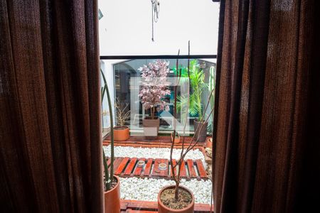 Casa à venda com 600m², 3 quartos e 8 vagas Casa à venda com 600m², 3 quartos e 8 vagasVista