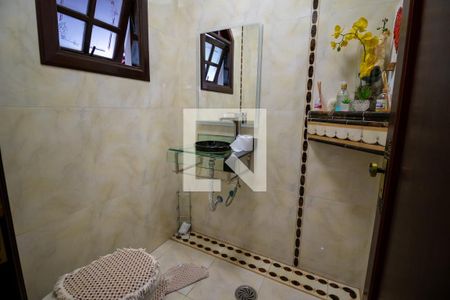 Casa à venda com 600m², 3 quartos e 8 vagas Casa à venda com 600m², 3 quartos e 8 vagasLavabo