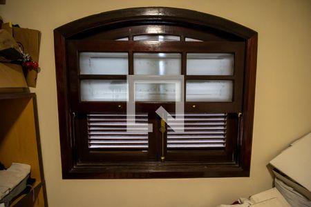 Casa à venda com 600m², 3 quartos e 8 vagas Casa à venda com 600m², 3 quartos e 8 vagasDetalhe