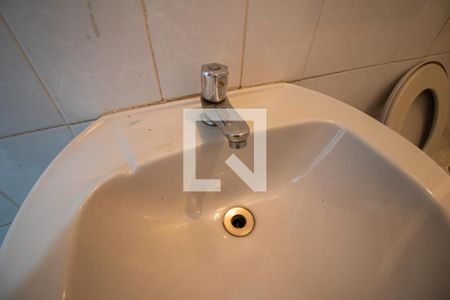 Casa à venda com 600m², 3 quartos e 8 vagas Casa à venda com 600m², 3 quartos e 8 vagasBanheiro de Serviço