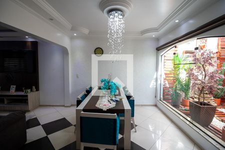 Sala de Estar de casa para alugar com 3 quartos, 600m² em Vila Jacuí, São Paulo