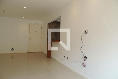 Sala  de apartamento para alugar com 2 quartos, 65m² em Jacarepaguá, Rio de Janeiro