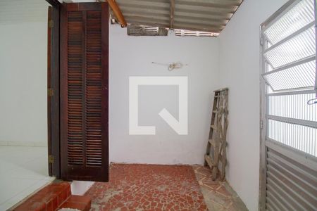 Casa à venda com 103m², 2 quartos e 1 vagaÁrea de Serviço