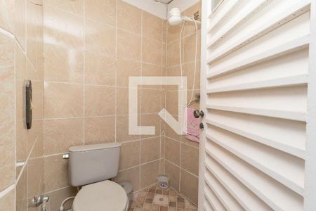 Casa de condomínio à venda com 300m², 3 quartos e 4 vagas Casa de condomínio à venda com 300m², 3 quartos e 4 vagasBanheiro