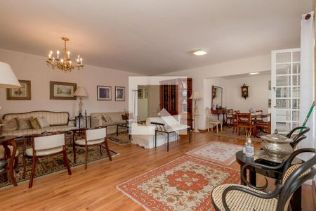 Casa de condomínio à venda com 300m², 3 quartos e 4 vagas Casa de condomínio à venda com 300m², 3 quartos e 4 vagasSala