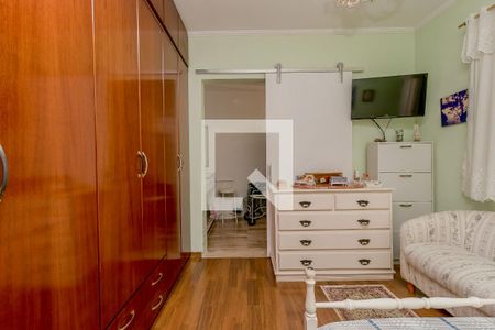 Casa de condomínio à venda com 300m², 3 quartos e 4 vagas Casa de condomínio à venda com 300m², 3 quartos e 4 vagasSala