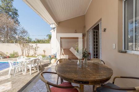 Casa de condomínio à venda com 300m², 3 quartos e 4 vagas Casa de condomínio à venda com 300m², 3 quartos e 4 vagasÁrea comum