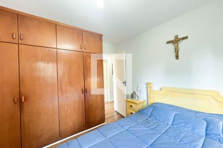 Apartamento à venda com 77m², 3 quartos e 1 vagaQuarto 2