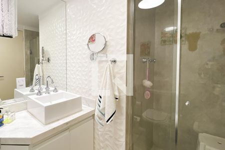 Apartamento à venda com 77m², 3 quartos e 1 vagaBanheiro 