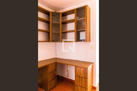 Casa para alugar com 130m², 3 quartos e 2 vagasEscritório