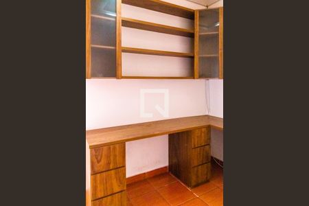 Casa para alugar com 130m², 3 quartos e 2 vagasEscritório