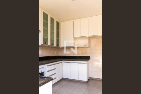 Casa para alugar com 130m², 3 quartos e 2 vagasCozinha