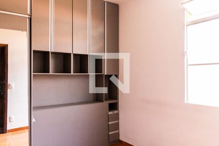 Casa para alugar com 130m², 3 quartos e 2 vagasSuíte