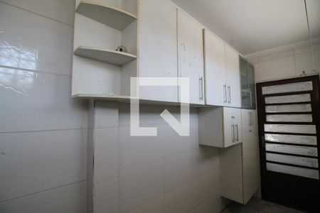 Casa à venda com 150m², 3 quartos e 2 vagasLavanderia