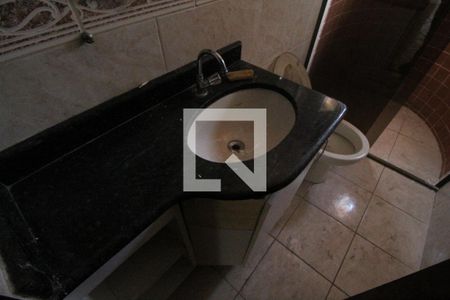 Casa à venda com 150m², 3 quartos e 2 vagasBanheiro 2