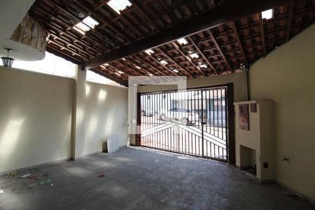 Casa à venda com 150m², 3 quartos e 2 vagasnull