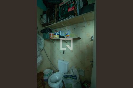 Casa à venda com 150m², 3 quartos e 2 vagas Casa à venda com 150m², 3 quartos e 2 vagasBanheiro de Serviço