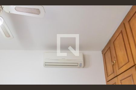 Casa à venda com 150m², 3 quartos e 2 vagas Casa à venda com 150m², 3 quartos e 2 vagasQuarto 3