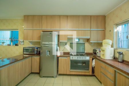 Casa à venda com 150m², 3 quartos e 2 vagas Casa à venda com 150m², 3 quartos e 2 vagasCozinha