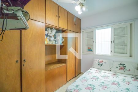 Casa à venda com 150m², 3 quartos e 2 vagas Casa à venda com 150m², 3 quartos e 2 vagasQuarto 2