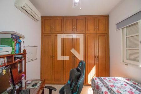 Casa à venda com 150m², 3 quartos e 2 vagas Casa à venda com 150m², 3 quartos e 2 vagasQuarto 3