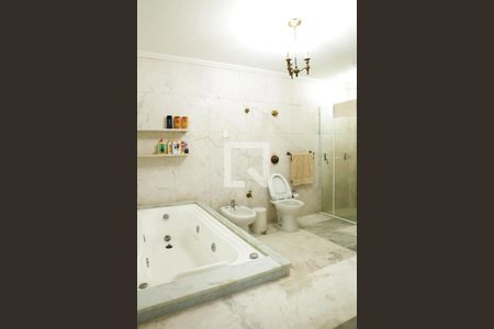 Apartamento à venda com 310m², 3 quartos e 1 vagaBanheiro da Suíte