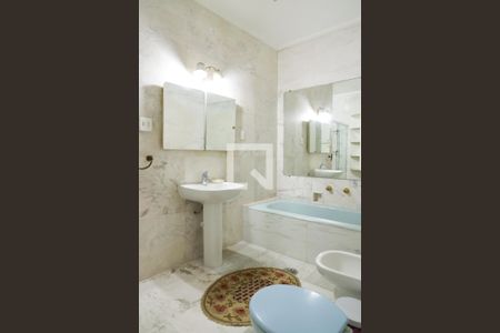 Apartamento à venda com 310m², 3 quartos e 1 vagaBanheiro